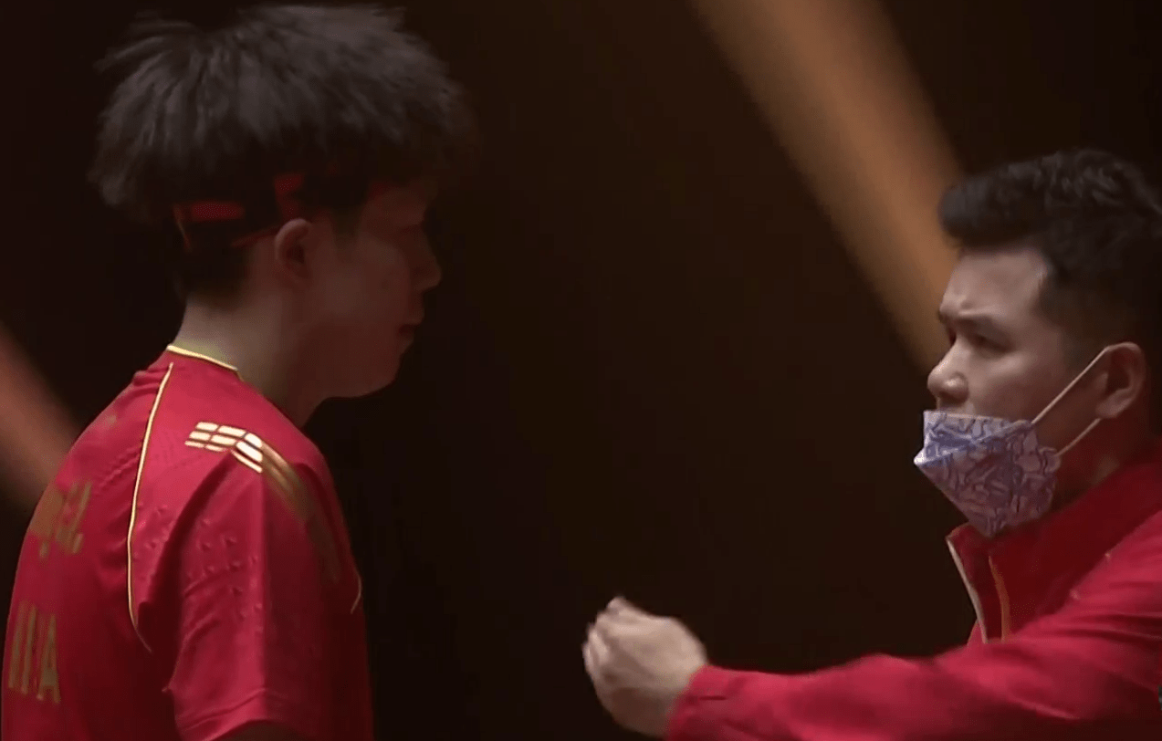 包含爆冷！游泳强队意外出局震惊全场的词条