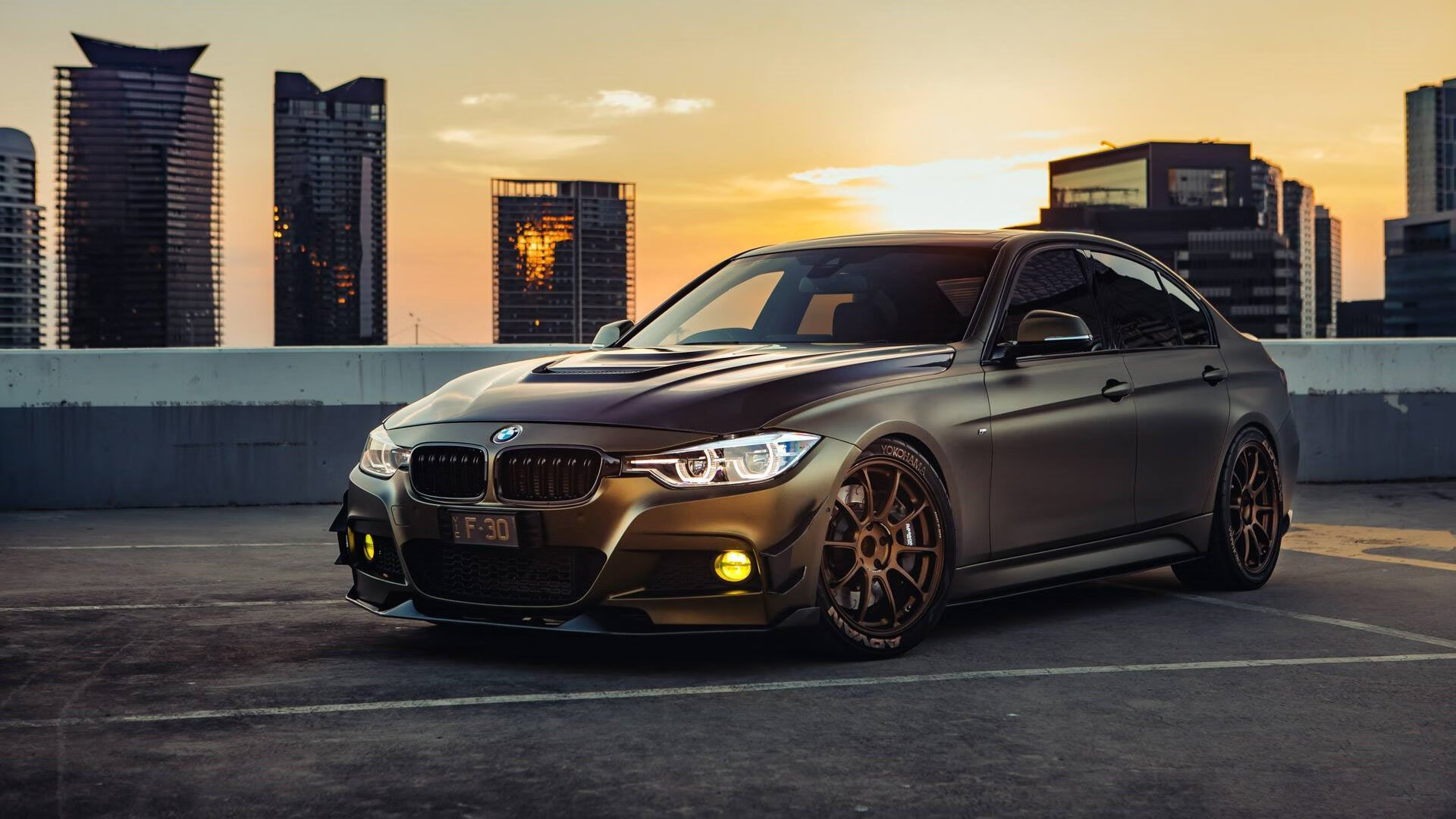 卡拉斯科惊世倒钩刺破钢铁防线，拜仁机器无情冲垮橙色风暴