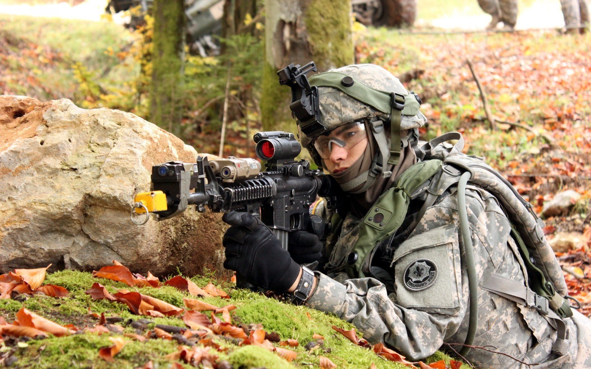 红与蓝的角斗场,当绿茵信仰点燃硬地法则