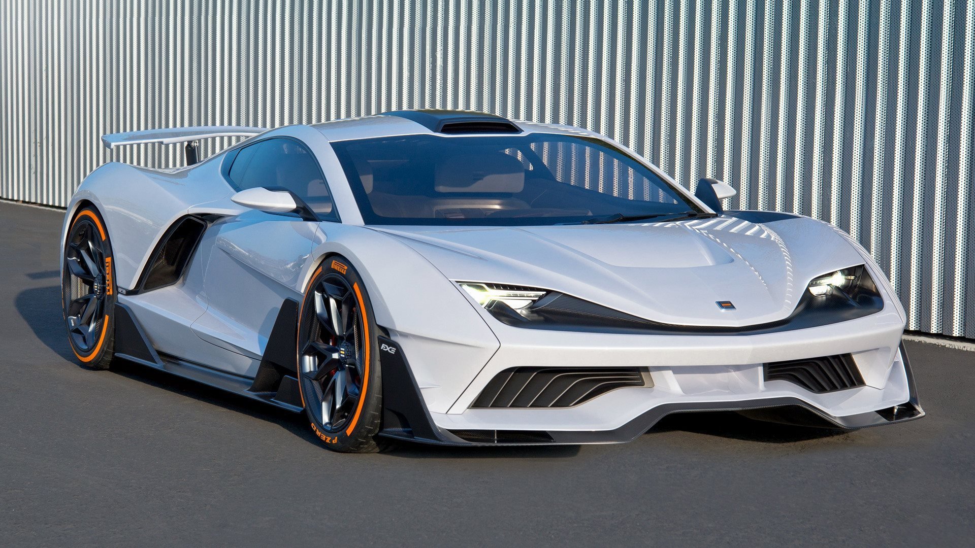 单圈迷航与慕尼黑雪崩，当F1争冠悬念撞上足球惨案